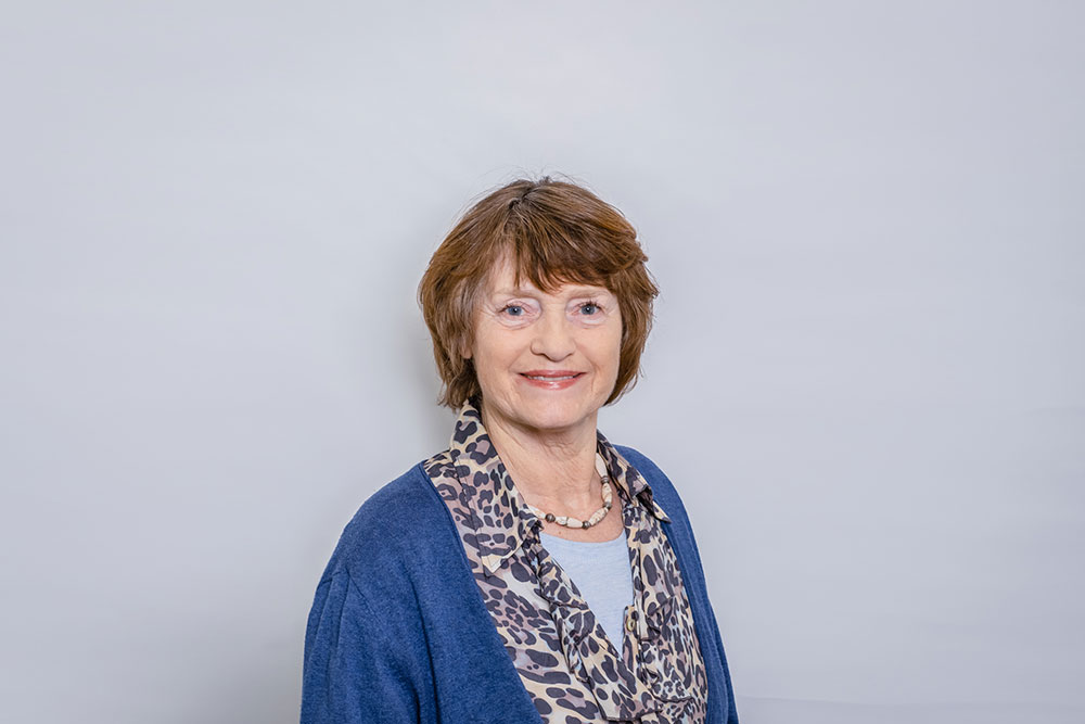 Psychiatrie und Psychotherapie Schlebusch – Krämer – Team – Portrait Renilda Selle Psychiatrie und Psychotherapie Schlebusch - Krämer - Team - Portrait Renilda Selle